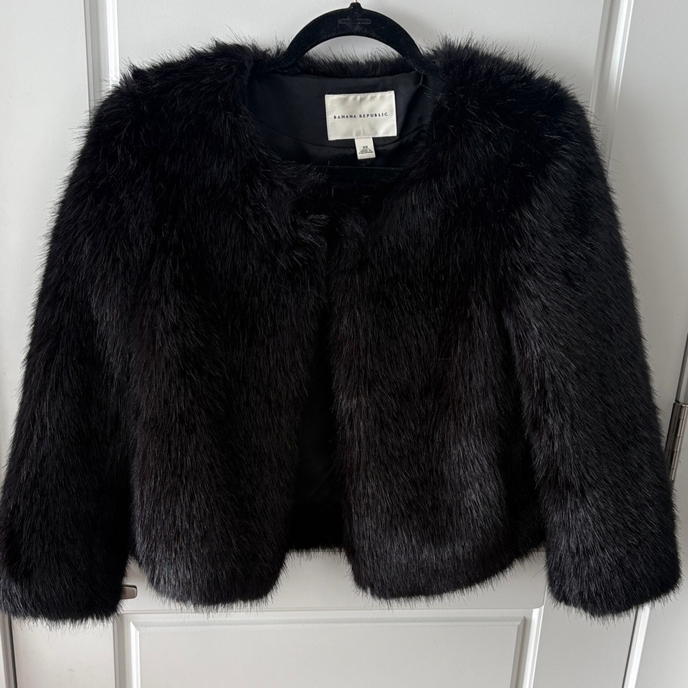 Banana Republic Black Faux Fur Cropped Jacket